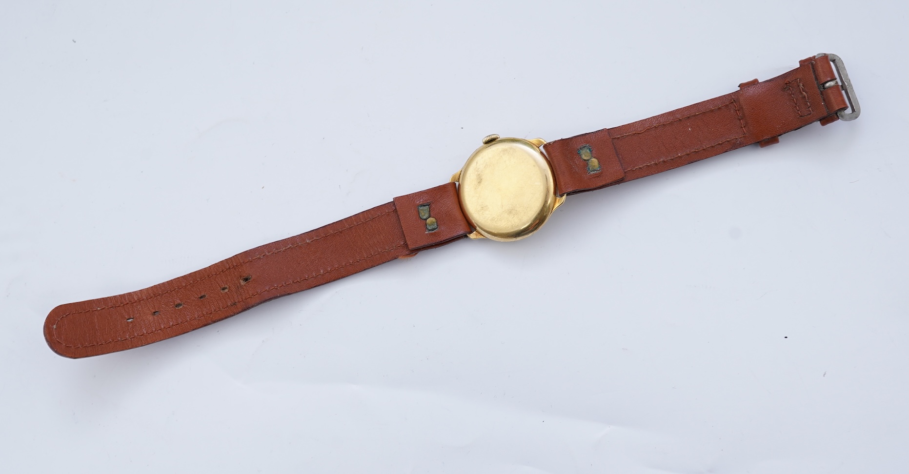 A gentleman's 1950's 18ct gold Zenith manual wind wrist watch
